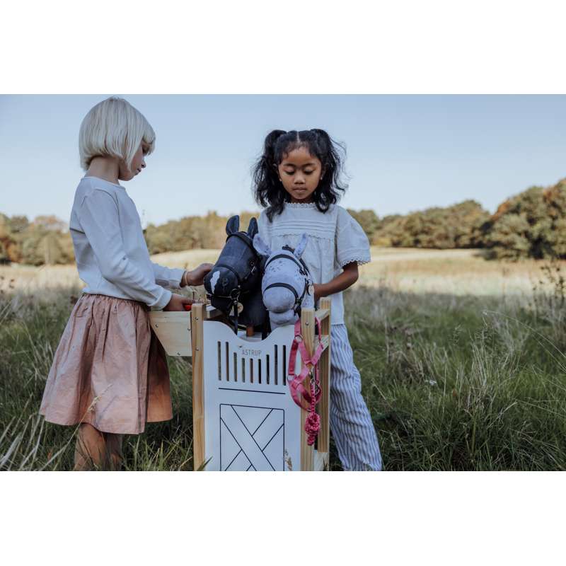 By Astrup Hesteboks til 2 Kæpheste